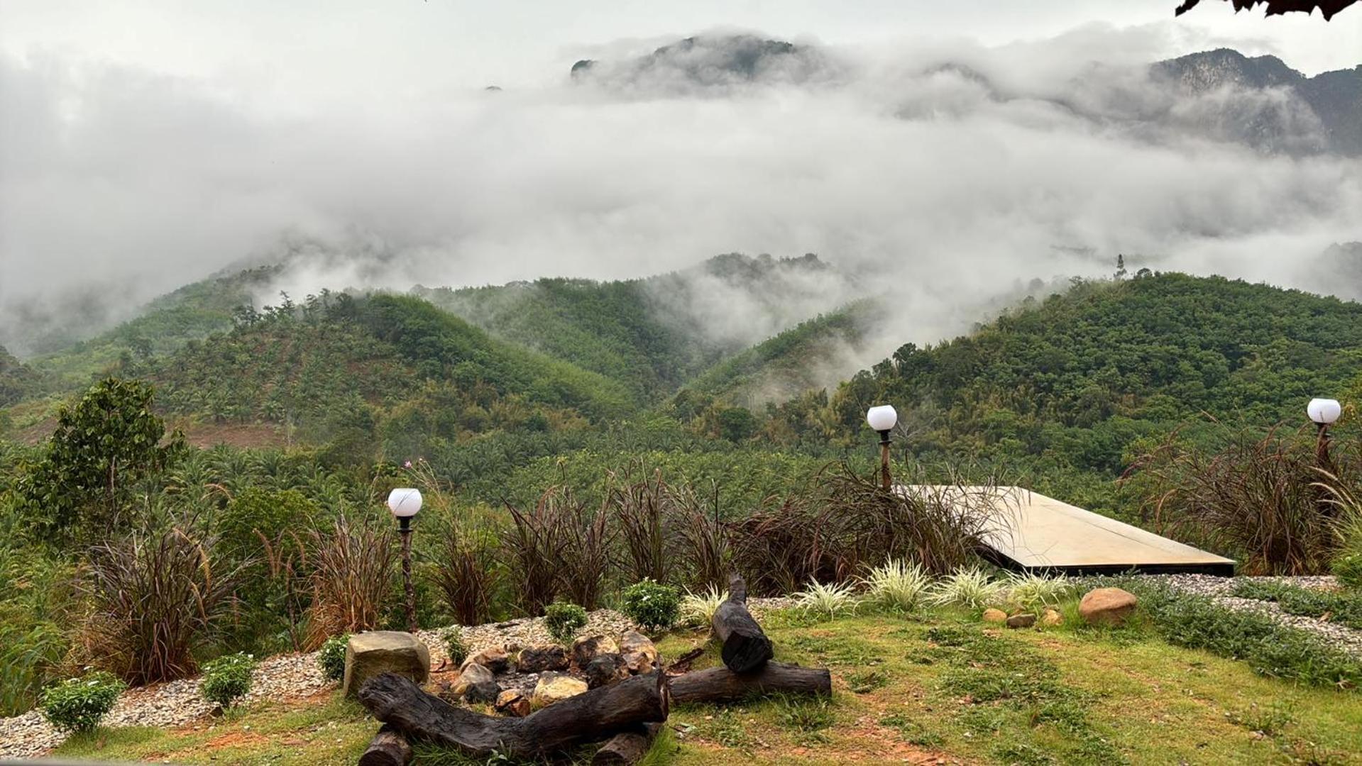Camping Phutajoy Khaosok แคมป์ปิ้งภูตาจ้อยเขาศก Ban Thung Lang Tham Exterior foto