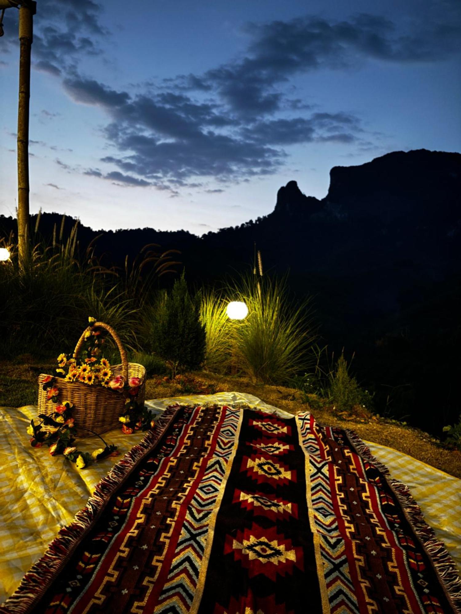 Camping Phutajoy Khaosok แคมป์ปิ้งภูตาจ้อยเขาศก Ban Thung Lang Tham Exterior foto